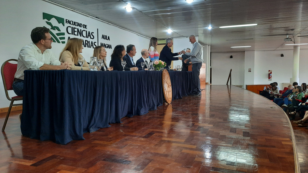 imagen Se realizó el Acto de Colación de Posgrado 2024 en la Facultad de Ciencias Agrarias 