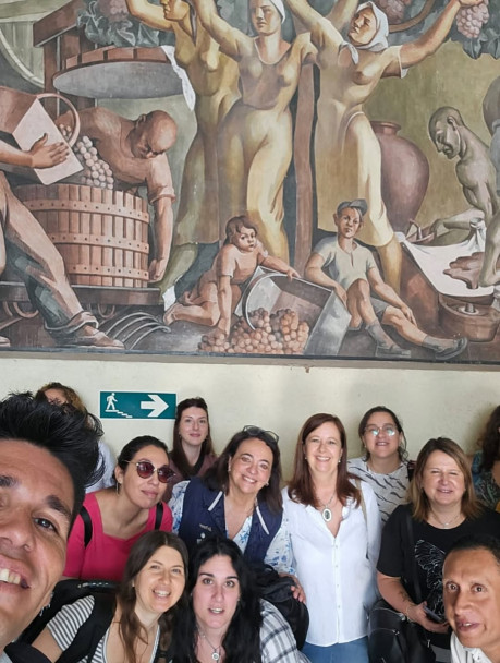 imagen APEHUN visitó la Facultad de Ciencias Agrarias en el marco de las Jornadas de Enseñanza de la Historia