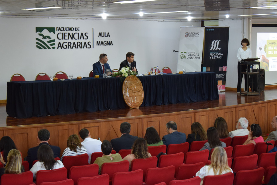 imagen La Facultad de Ciencias Agrarias fue sede de la Jornada de Enoturismo y del lanzamiento de una nueva diplomatura de posgrado