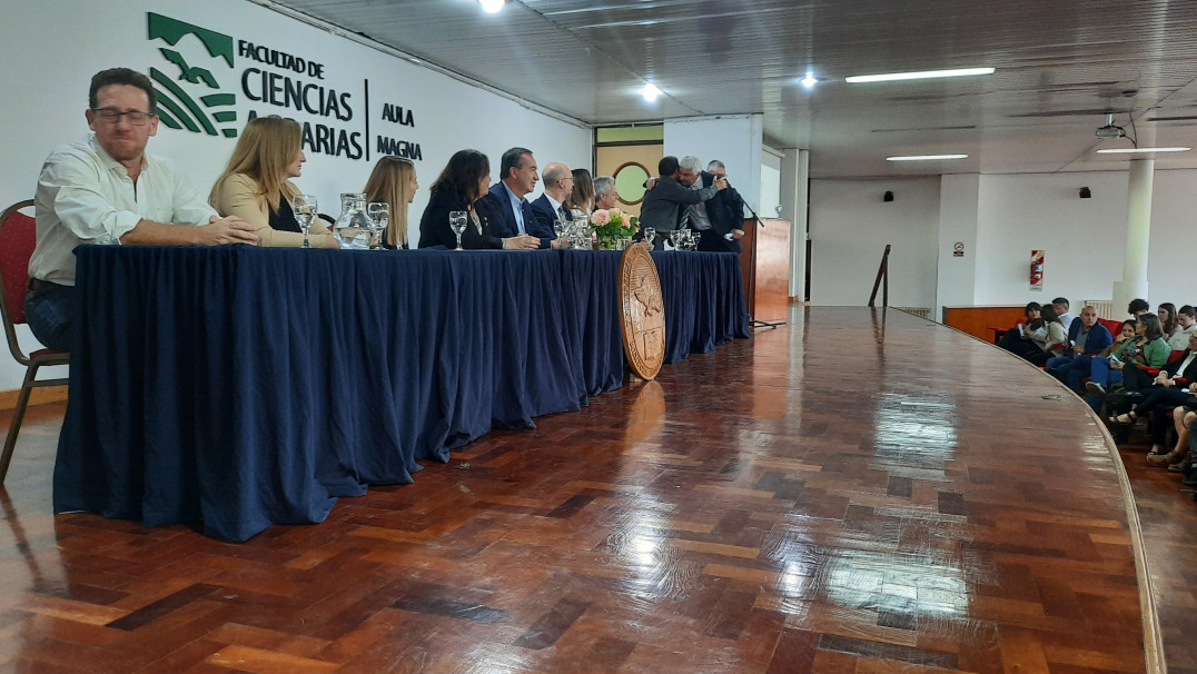 imagen Se realizó el Acto de Colación de Posgrado 2024 en la Facultad de Ciencias Agrarias 