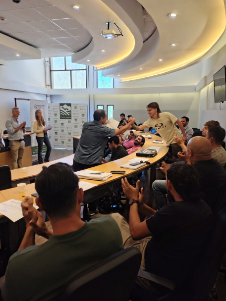 imagen La Facultad de Ciencias Agrarias celebró el cierre de la cuarta edición de la Escuela de Encargados de Finca