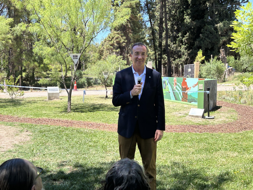imagen Se realizó la inauguración de la Plaza-Jardín en el Espacio de Derechos Humanos por la Memoria, Verdad y Justicia de la Facultad de Ciencias Agrarias