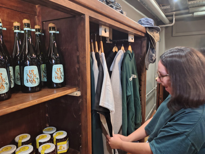 imagen Se inauguró el "Mercadito de Agrarias" un espacio de encuentro y venta abierta a la comunidad universitaria