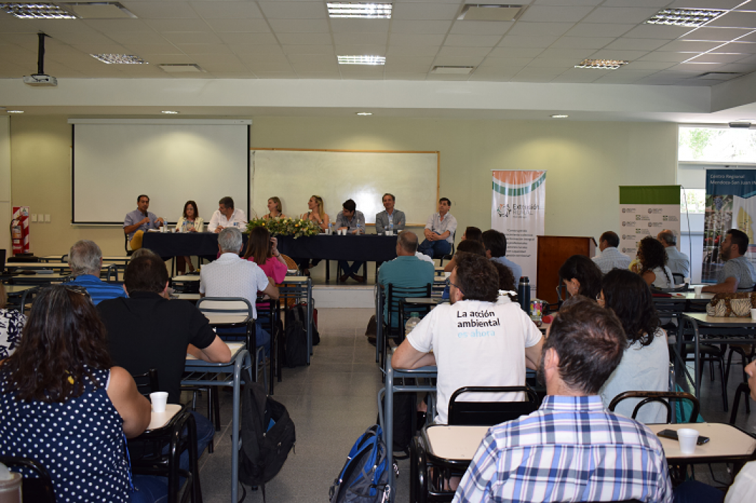 imagen Se realizó el 8vo Foro Regional "Los Desafíos de la Gestión Territorial Rural" en Ciencias Agrarias