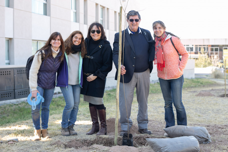 imagen Ciencias Agrarias diseñó un espacio verde para conmemorar los 25 años de la Facultad de Educación