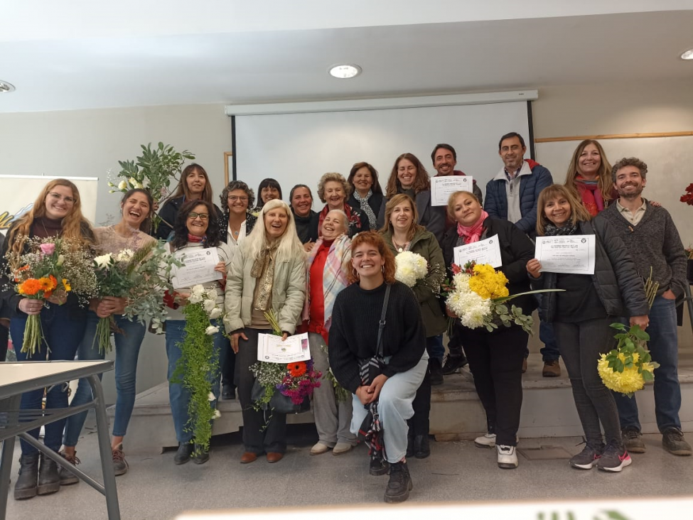 imagen Se realizó Jornada sobre arreglos florales en Ciencias Agrarias