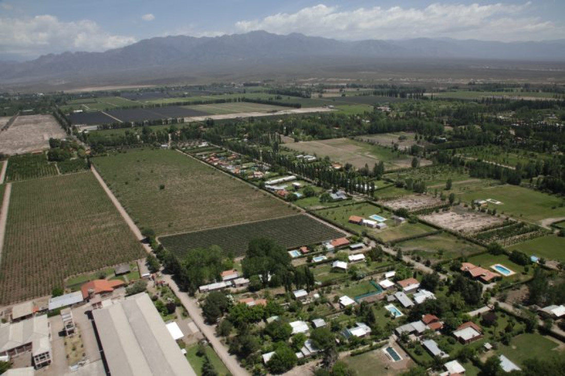 imagen Realizan charla sobre el Proceso de Ordenamiento Territorial en Estrasburgo y Mendoza