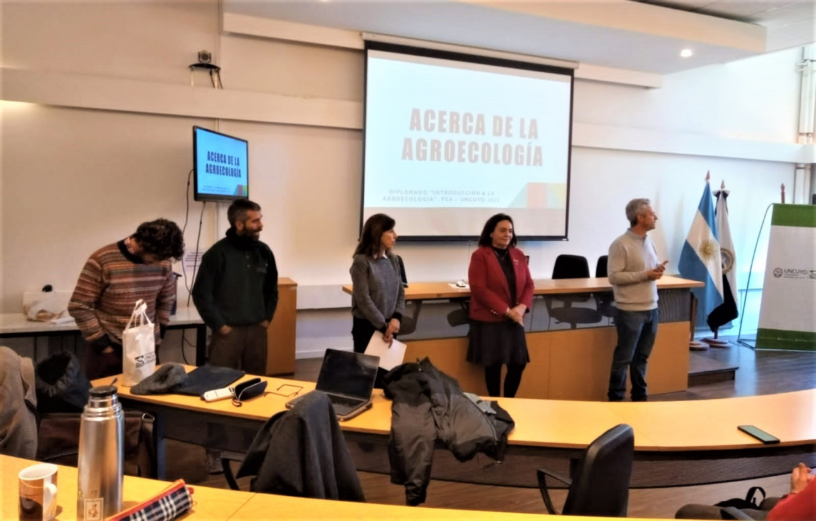 imagen Exitoso inicio del Diplomado en Introducción a la Agroecología en la Facultad de Ciencias Agrarias