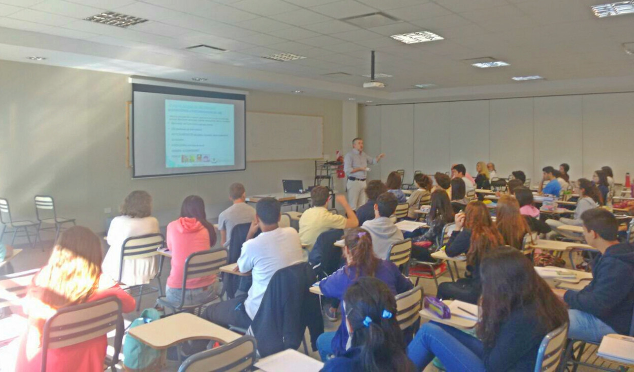 imagen Gran participación tuvo el taller sobre efectos del consumo que se dictó en Agrarias