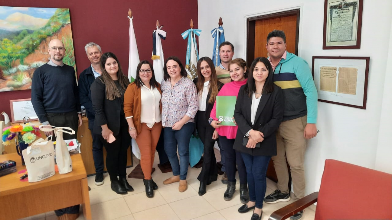 imagen Visita de la Facultad Integral del Chaco (Bolivia) a la Facultad de Ciencias Agrarias